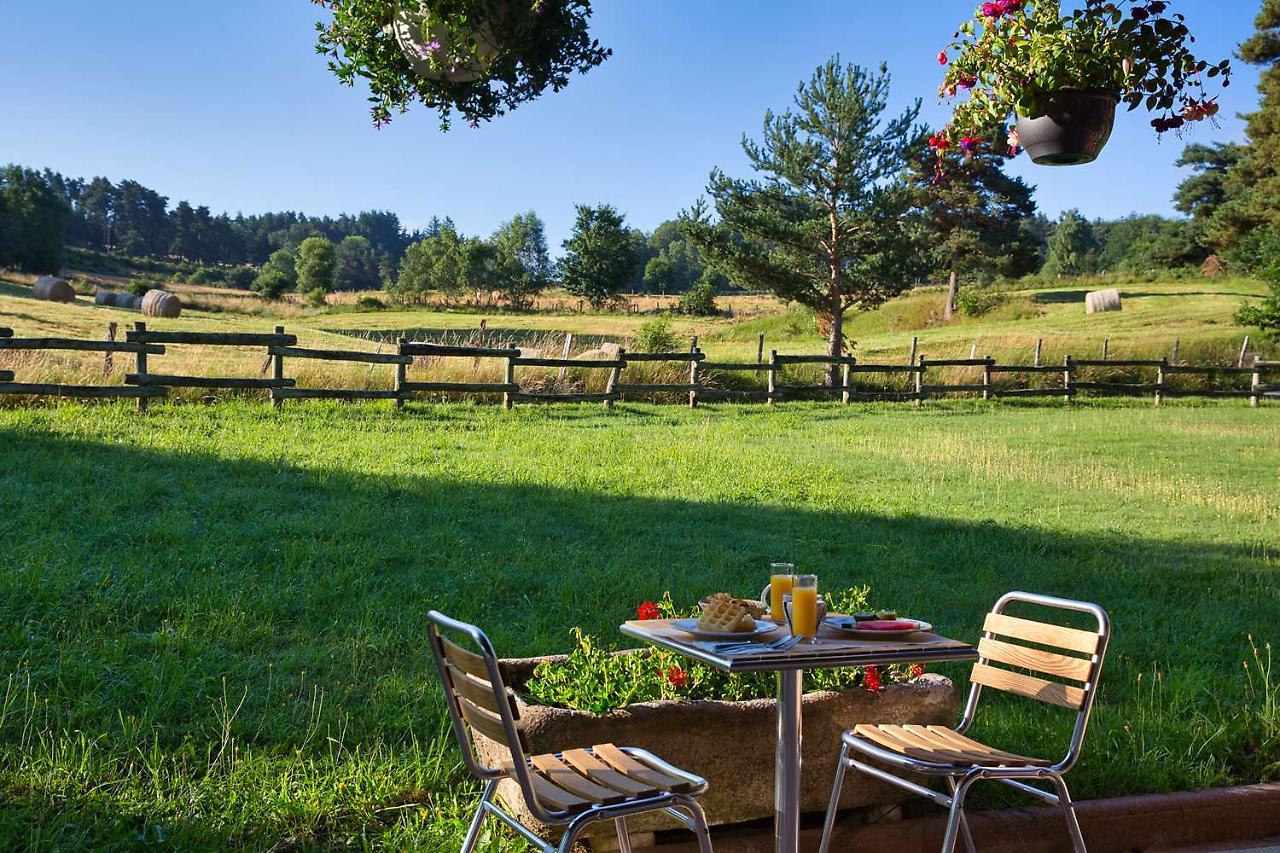 Les Hameaux De Lozere Sure Hotel Collection By Best Western Fournels Esterno foto