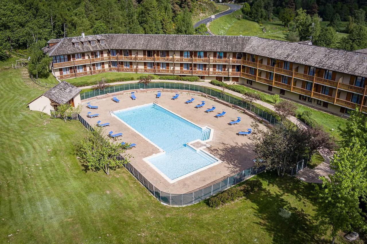 Les Hameaux De Lozere Sure Hotel Collection By Best Western Fournels Esterno foto